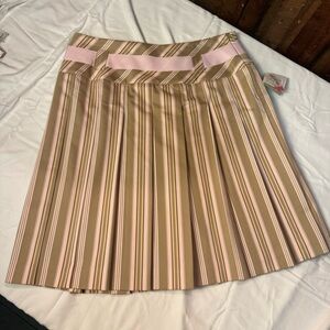 NWT. Liz Striped Pink ribbon insert belt  and Tan pleated skirt